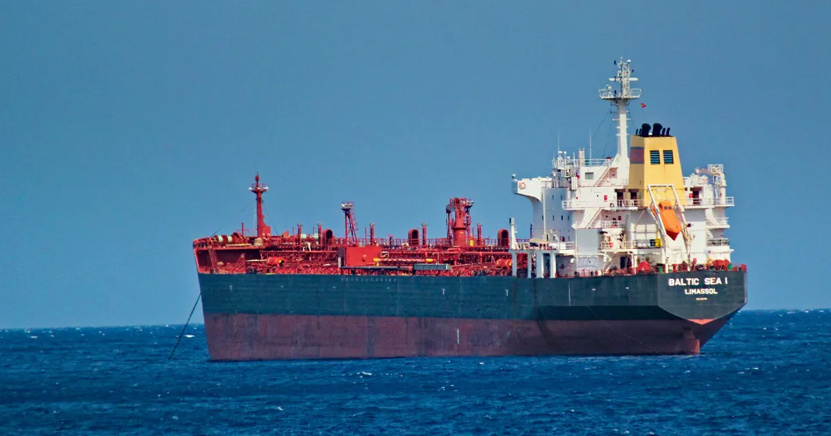 bulk ship